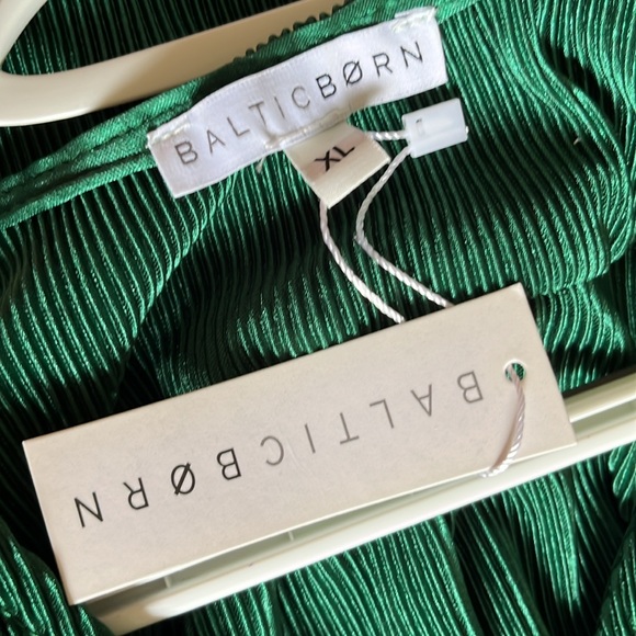 Baltic Born Venus Ribbed Dress - Forest - Picture 3 of 3